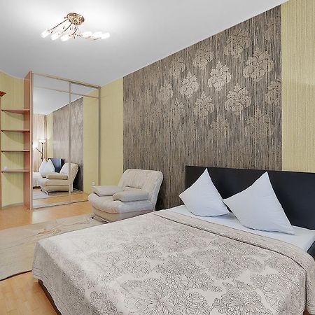 Apartment Nadezhda Tomsk Rum bild